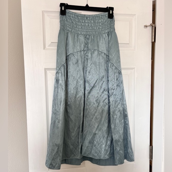 Vice Satin Blue Skirt - Picture 2 of 6